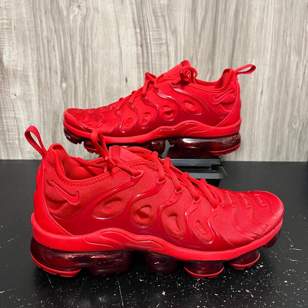Nike Air VaporMax Plus Triple Red CW6973-600 Men's size 8